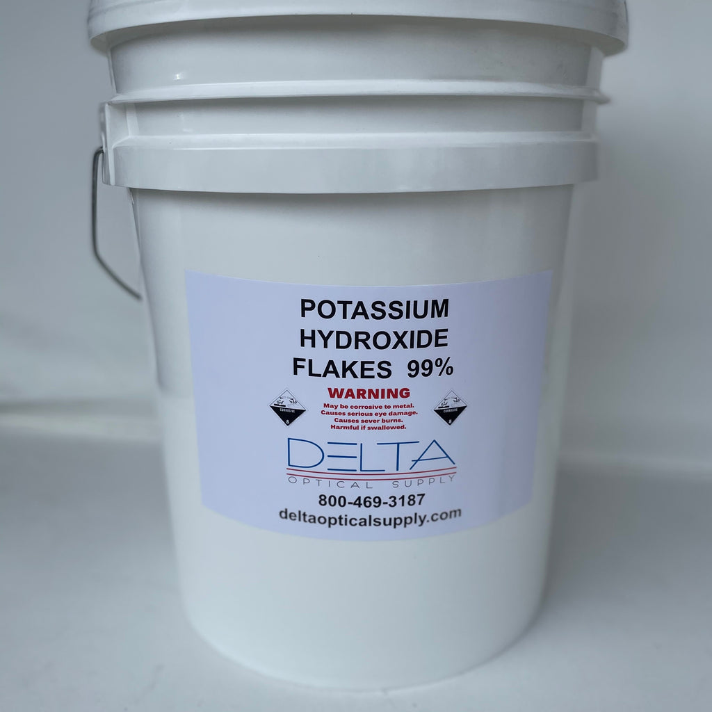 Potassium hydroxide flakes